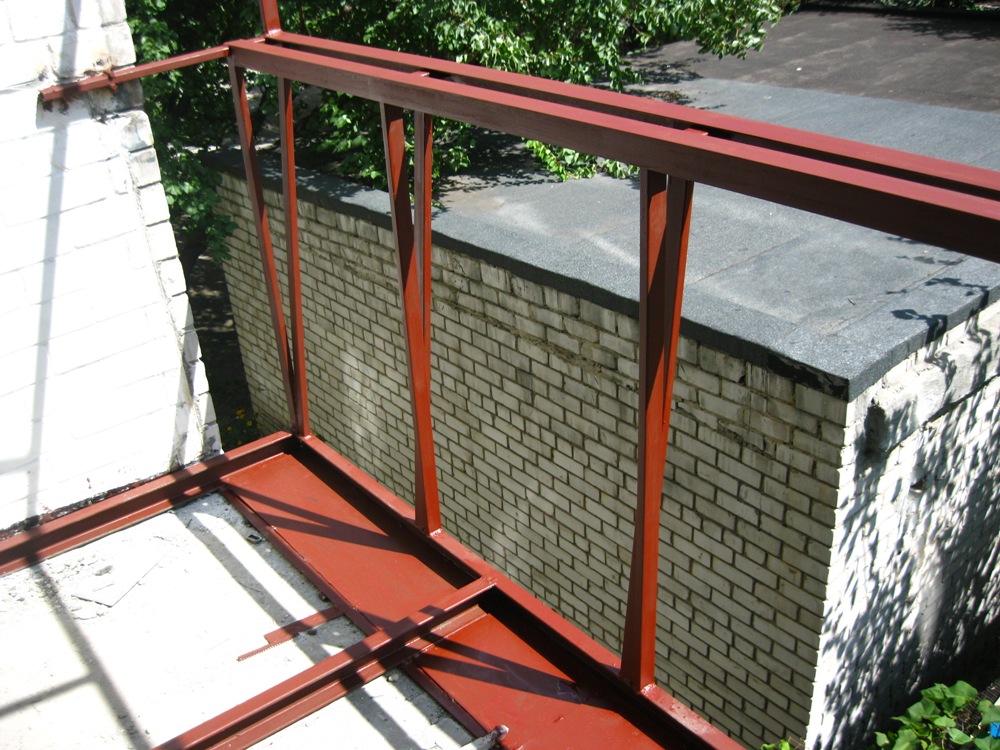 Обустройство парапетов балконов